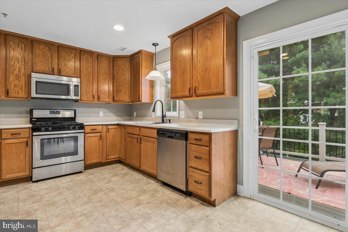 602 Cinnaminson St Property Photo 11