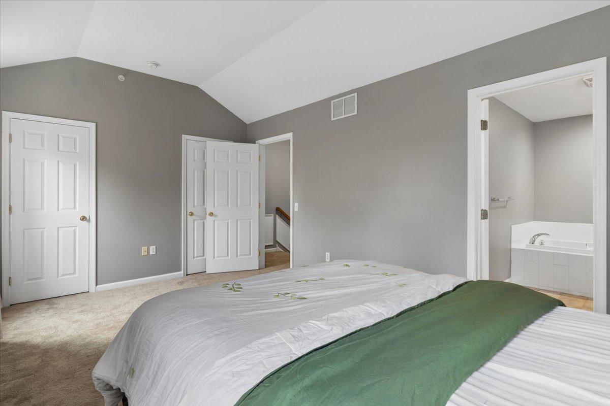602 Cinnaminson St Property Photo 22
