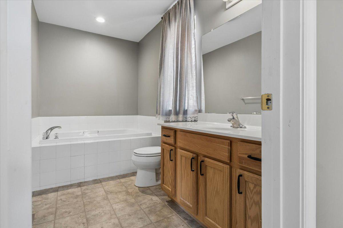 602 Cinnaminson St Property Photo 23