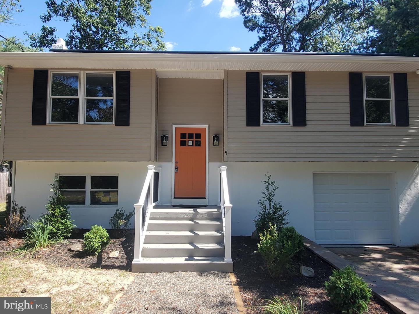 5 Maryland Trl Property Photo 1