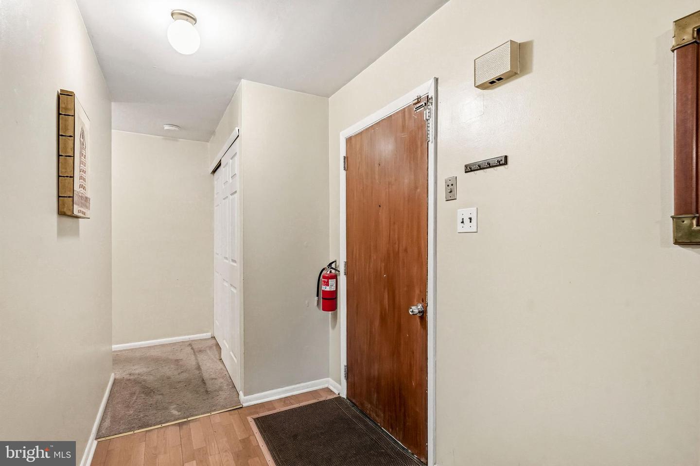 18-a E Daisy Ln #a Property Photo 4