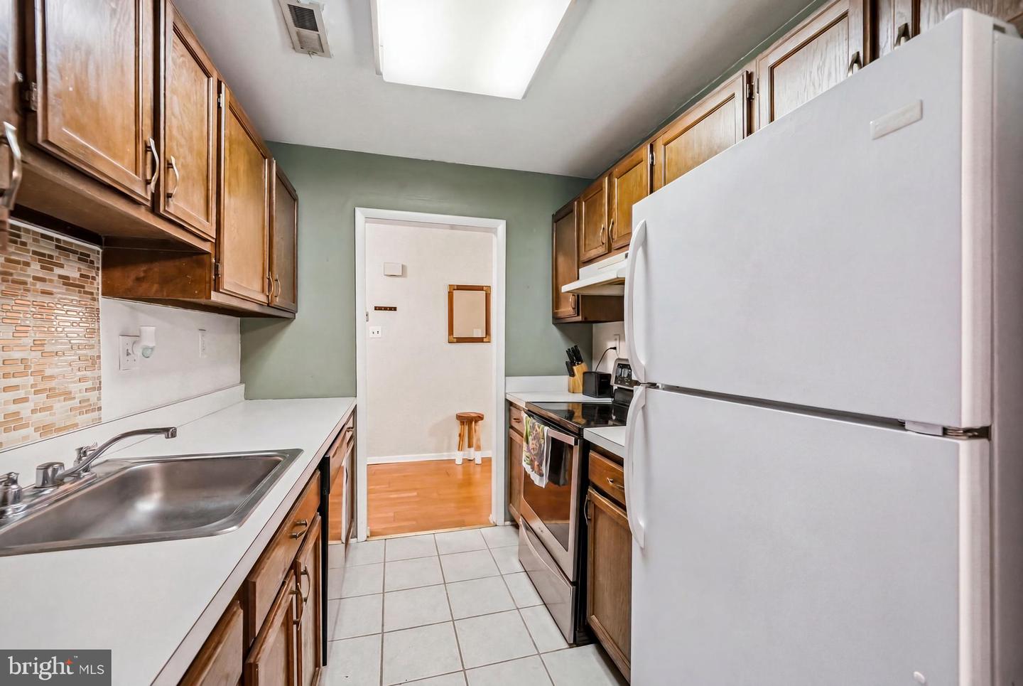 18-a E Daisy Ln #a Property Photo 7
