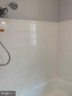223 Kinsley Rd Property Photo 10