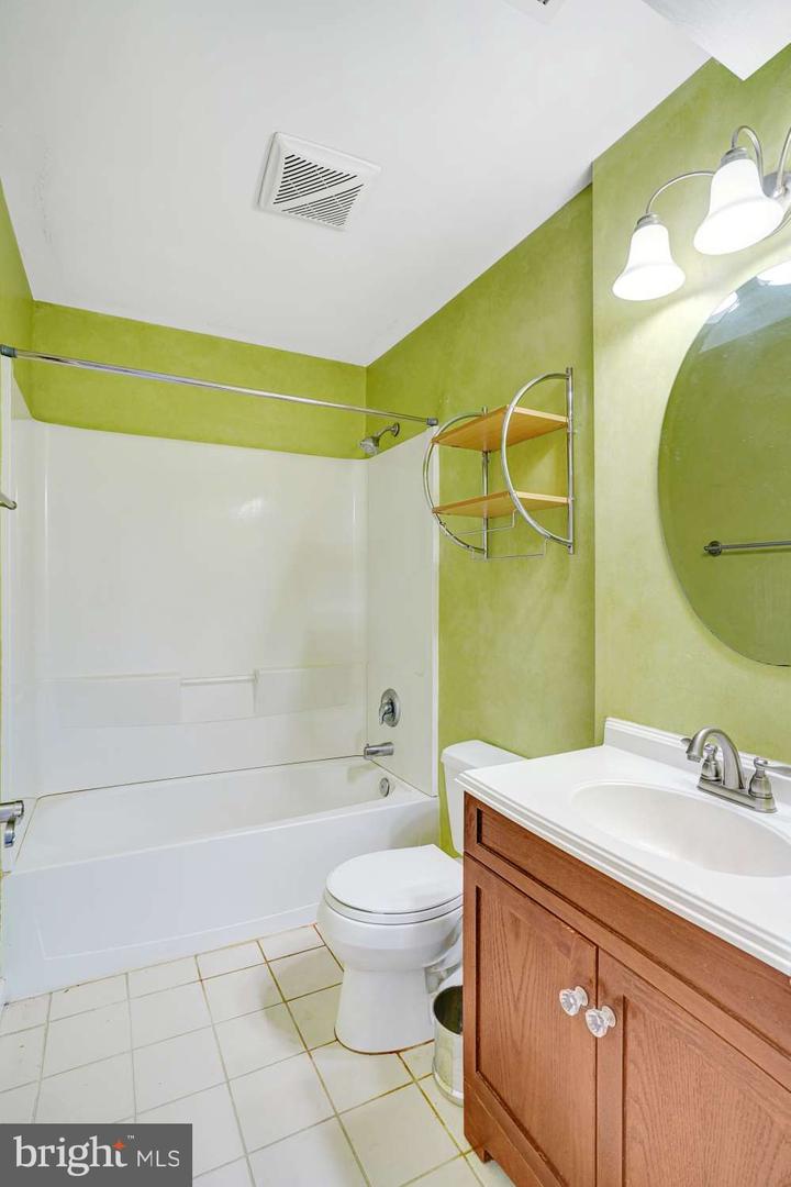 69 Bridgewater Dr Property Photo 18