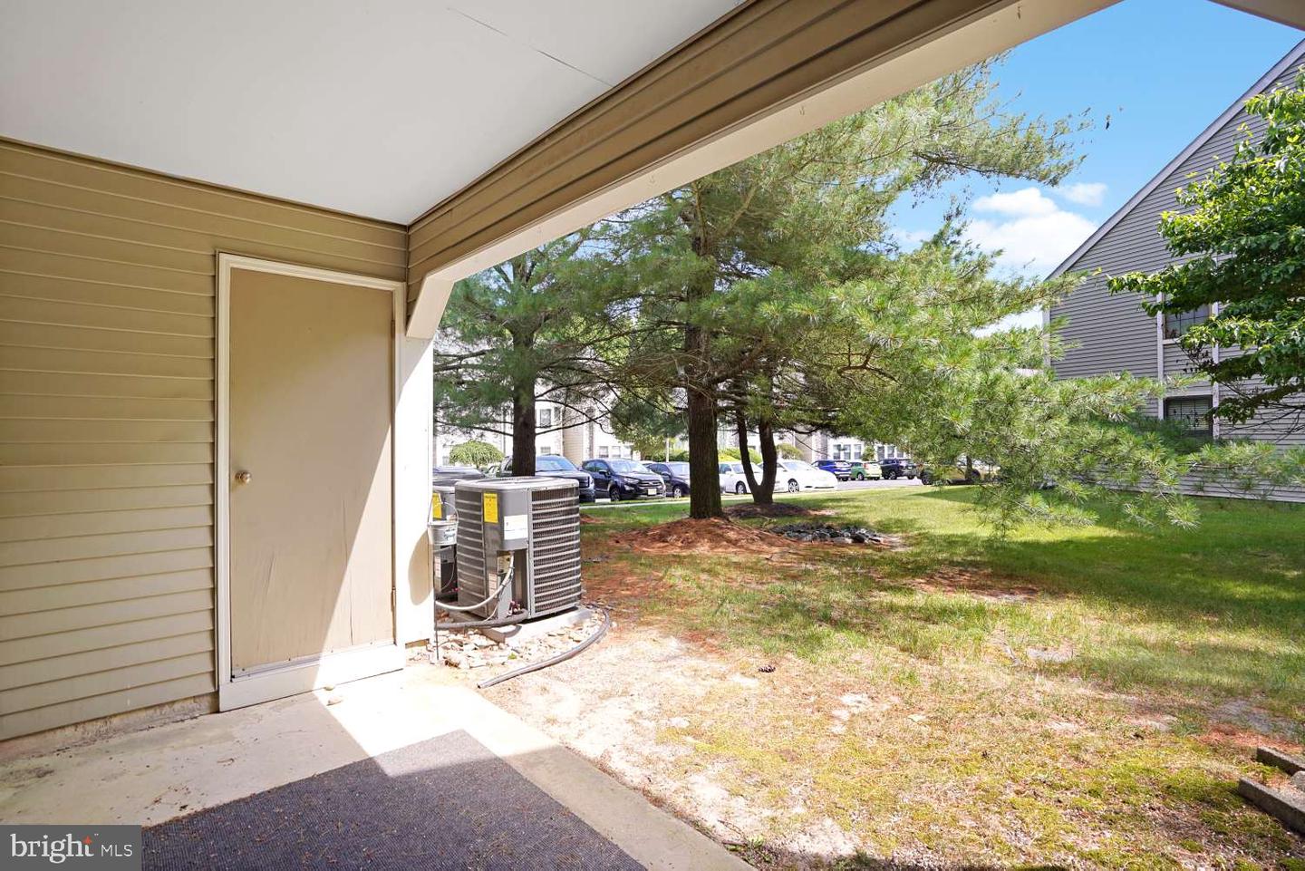 69 Bridgewater Dr Property Photo 25