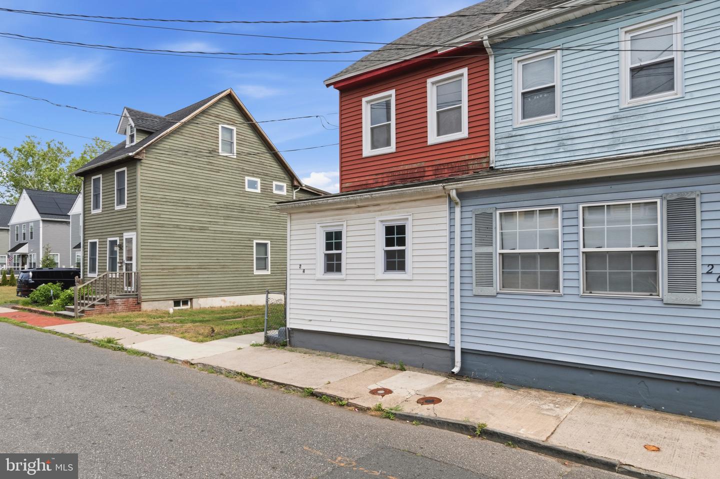 24 W Monroe St Property Photo 3