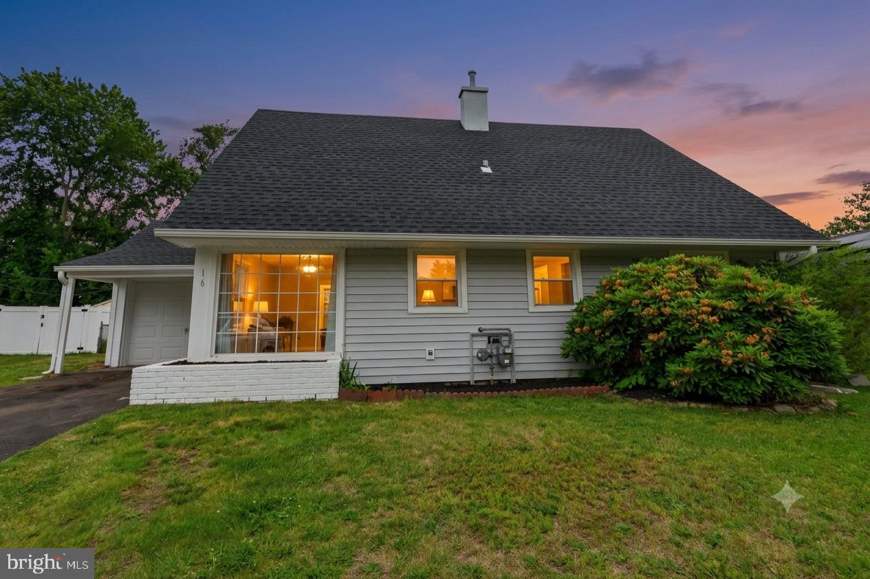 16 Bently Ln Property Photo 1