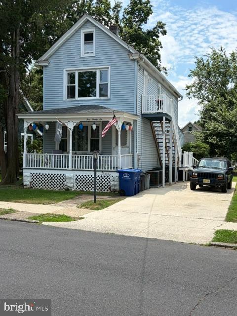 326 Riverview Ave Property Photo 1