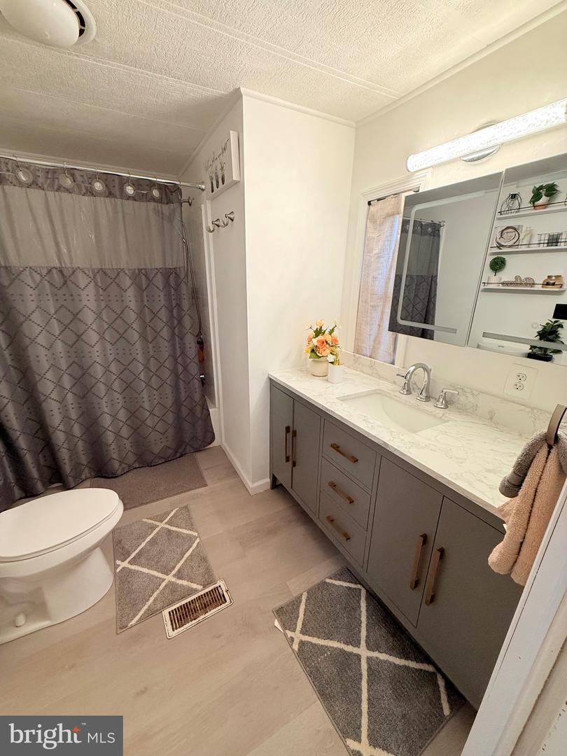 181 Cookstown New Egypt Rd #c39 Property Photo 8