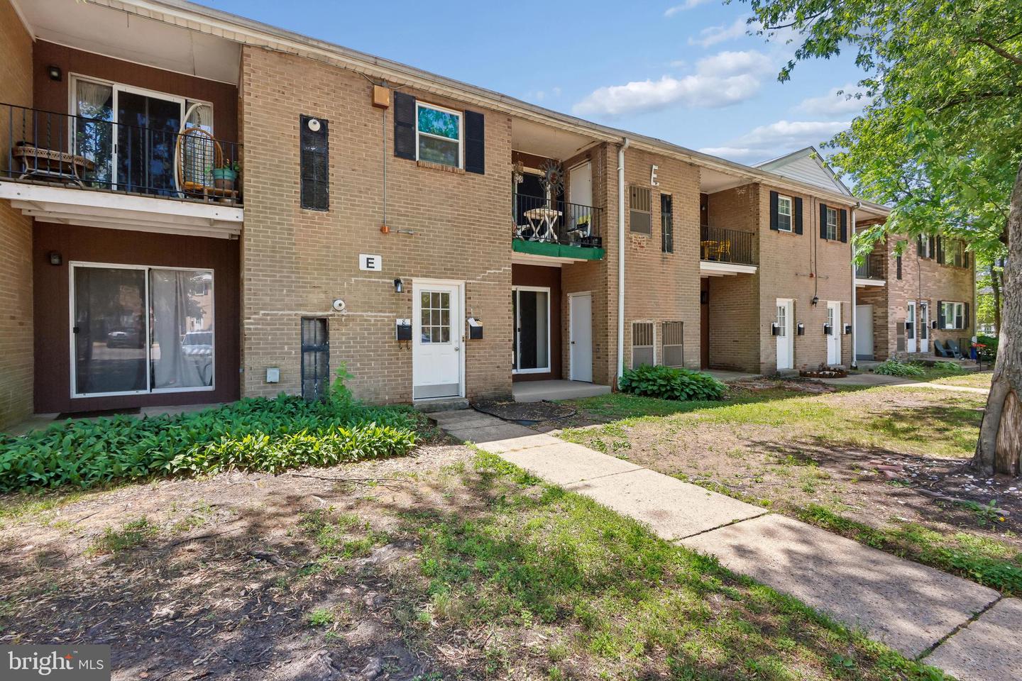 1294 Cooper #e8 Property Photo 1