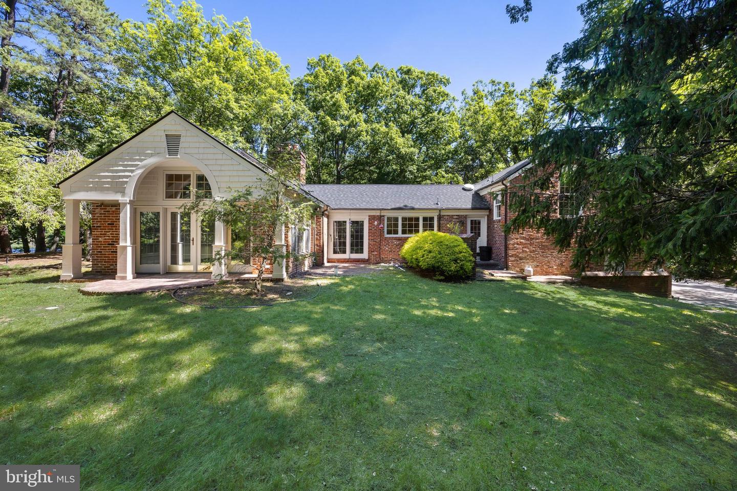 7 E Centennial Dr Property Photo 1