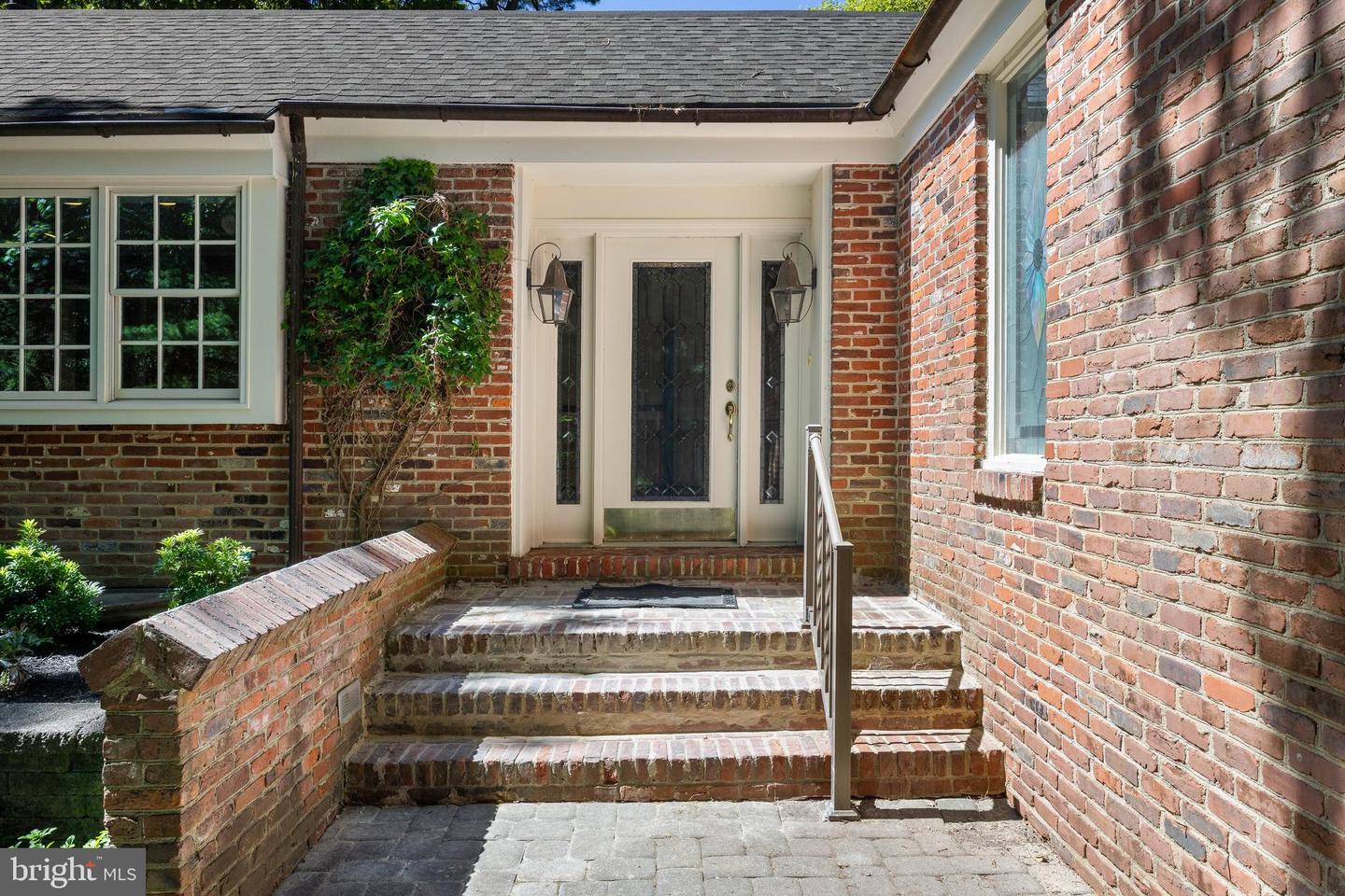 7 E Centennial Dr Property Photo 5