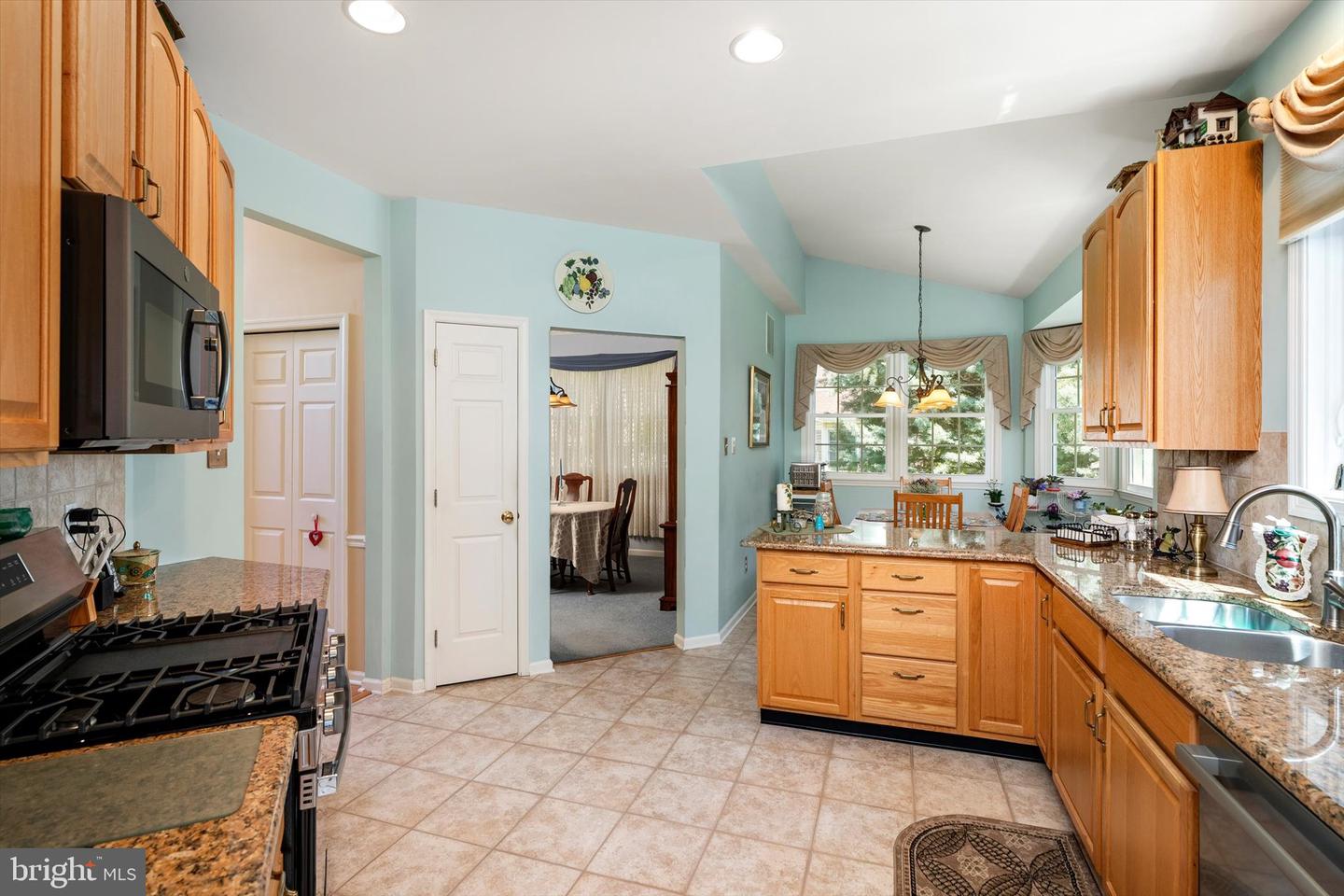 4 Bay Hill Ct Property Photo 8