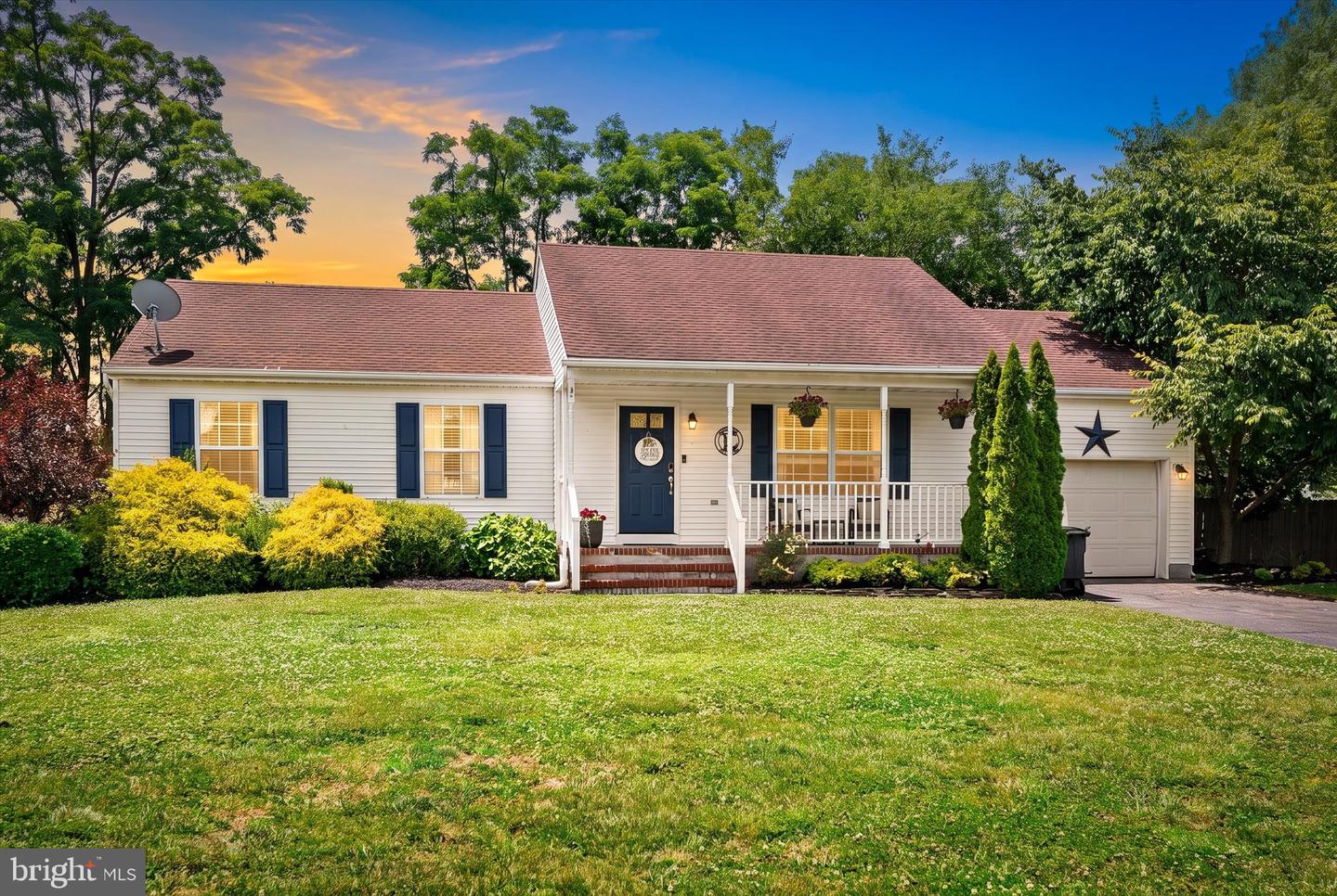 3 NOR LAINE DR