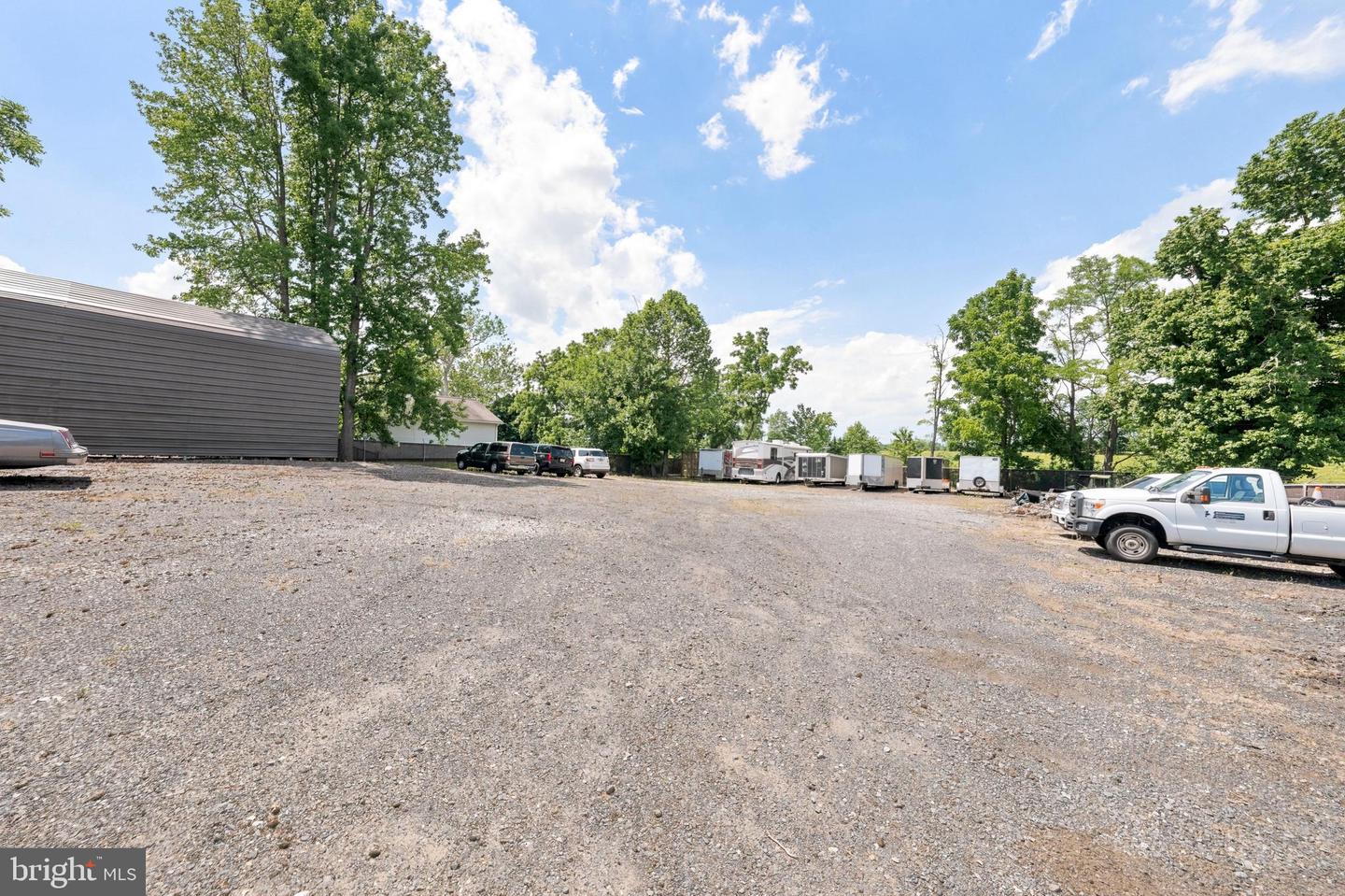 383 Juliustown Rd Property Photo 6