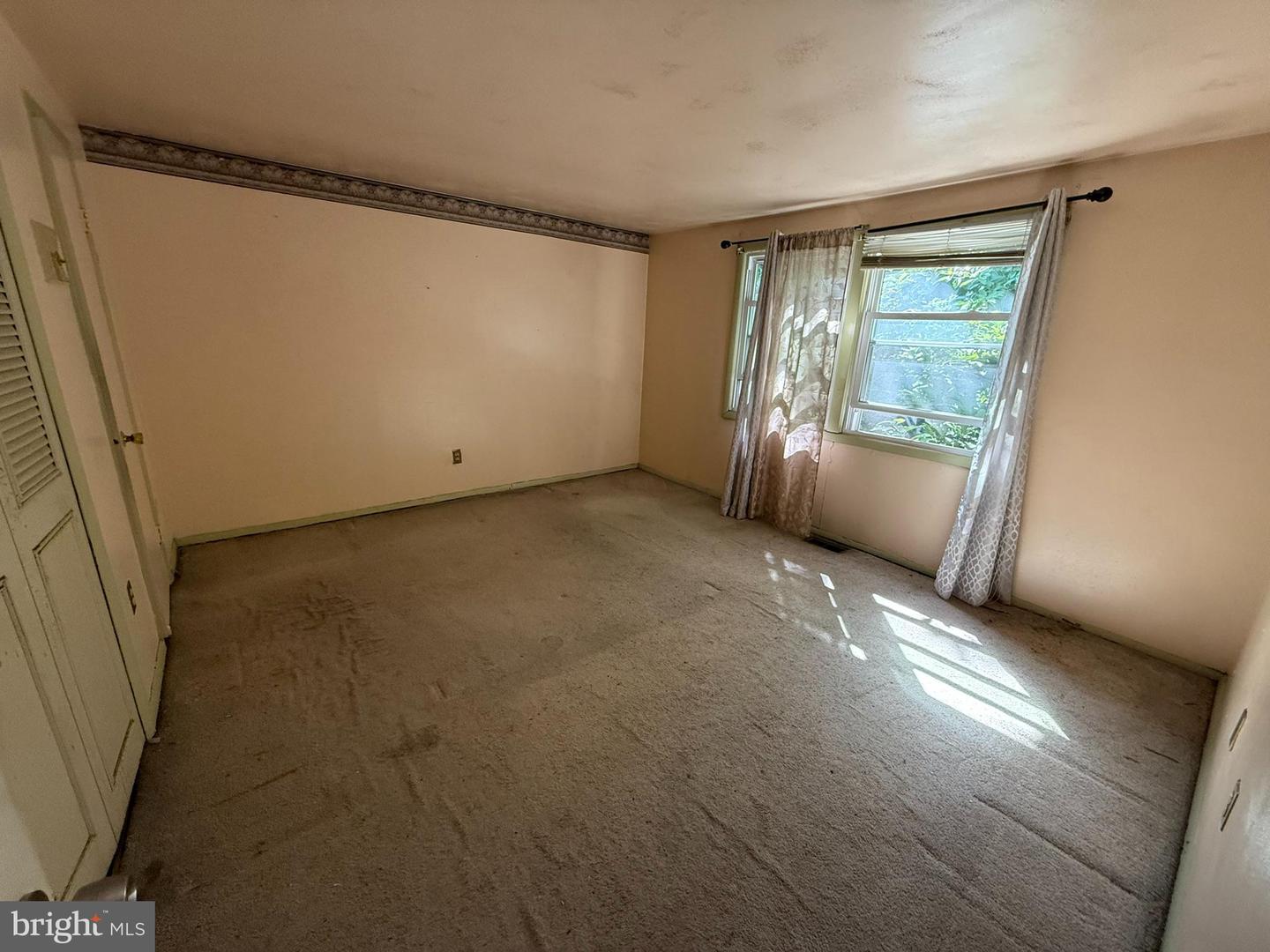 14 Ruscombe Ct Property Photo 14