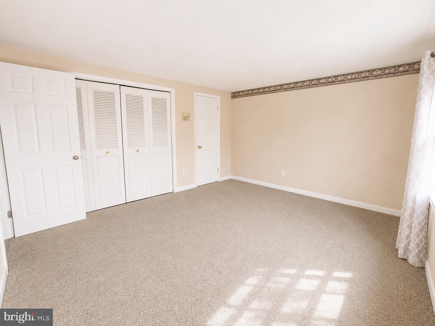 14 Ruscombe Ct Property Photo 15