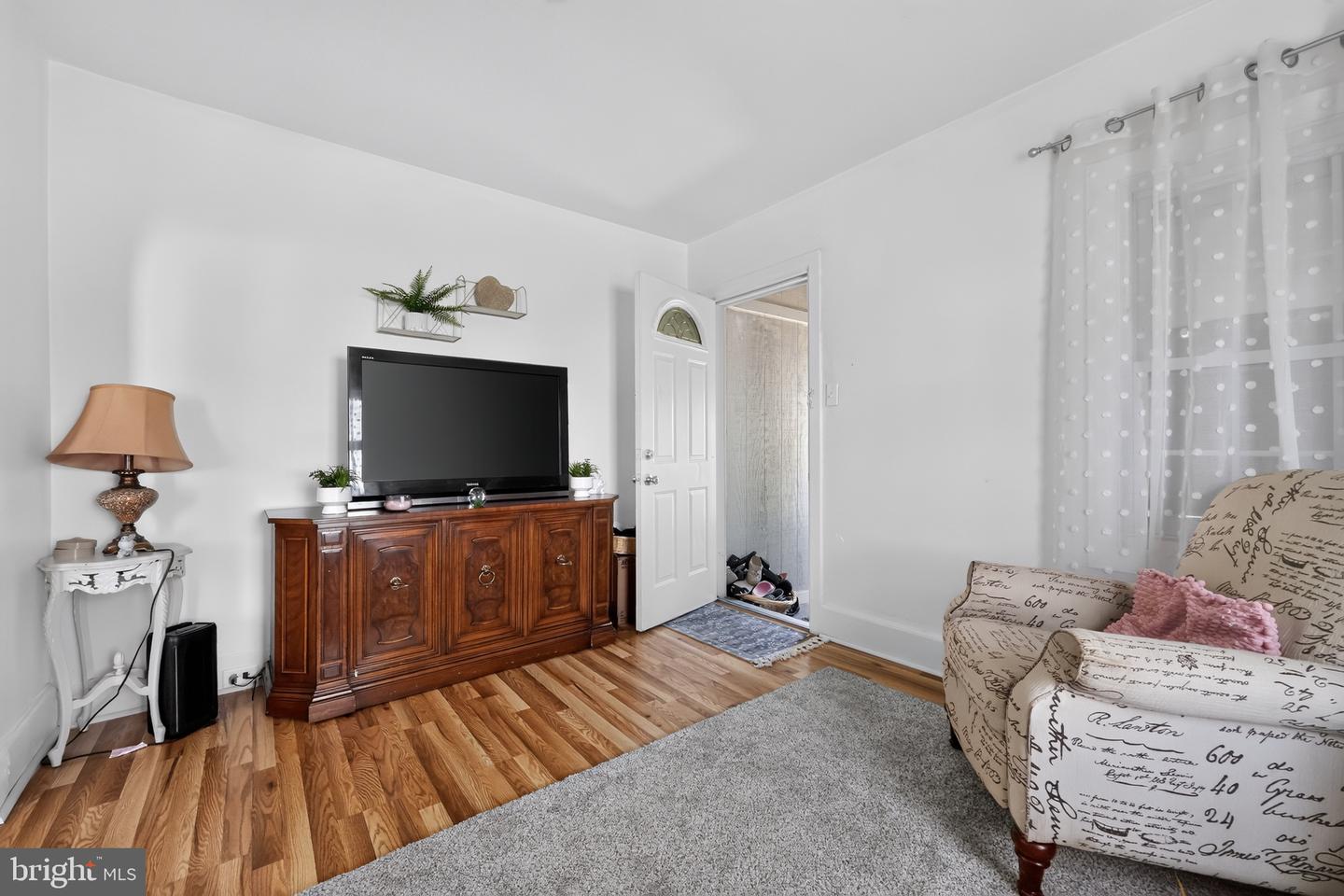 511 Delaware Ave Property Photo 2