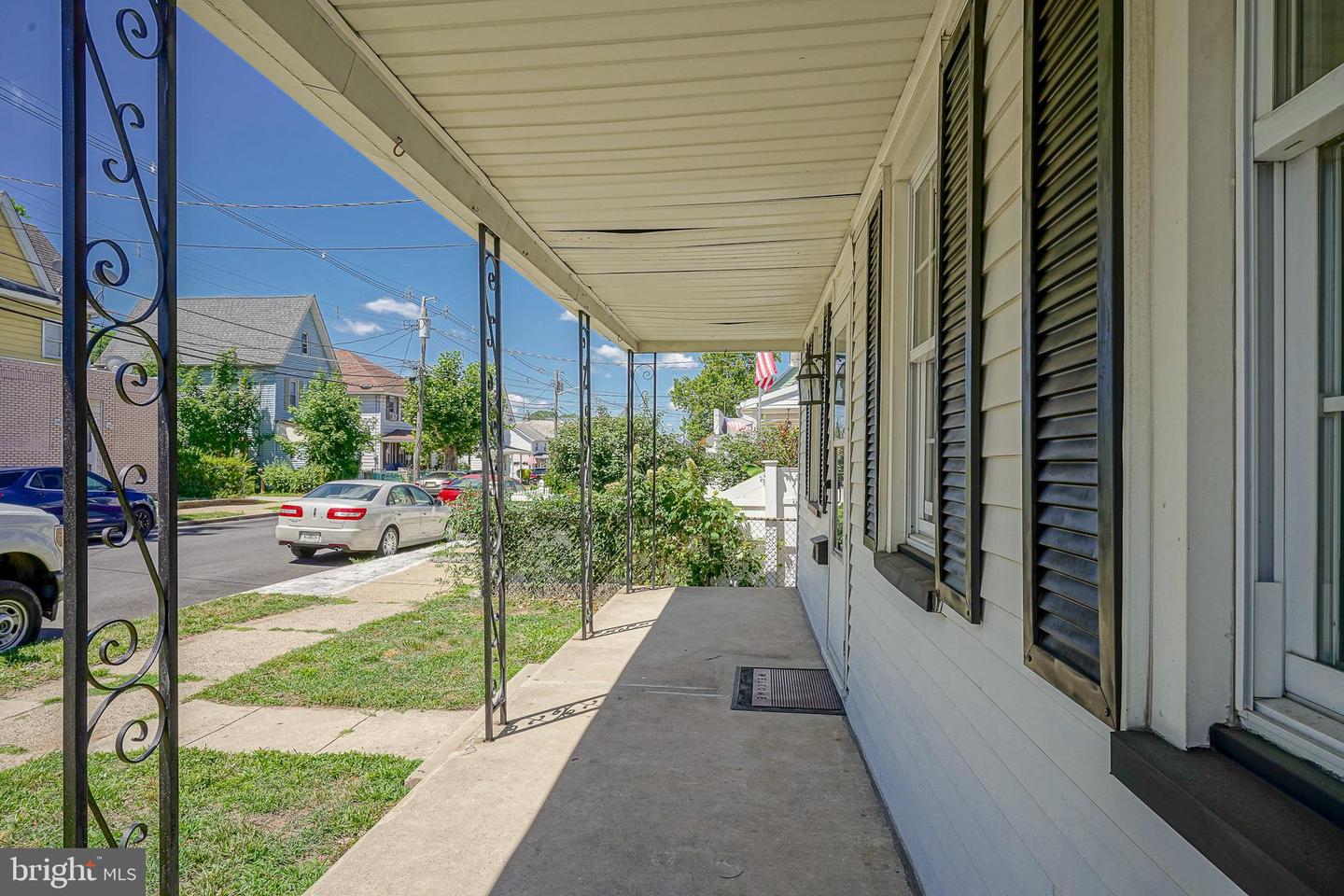 67 Webster St Property Photo 4