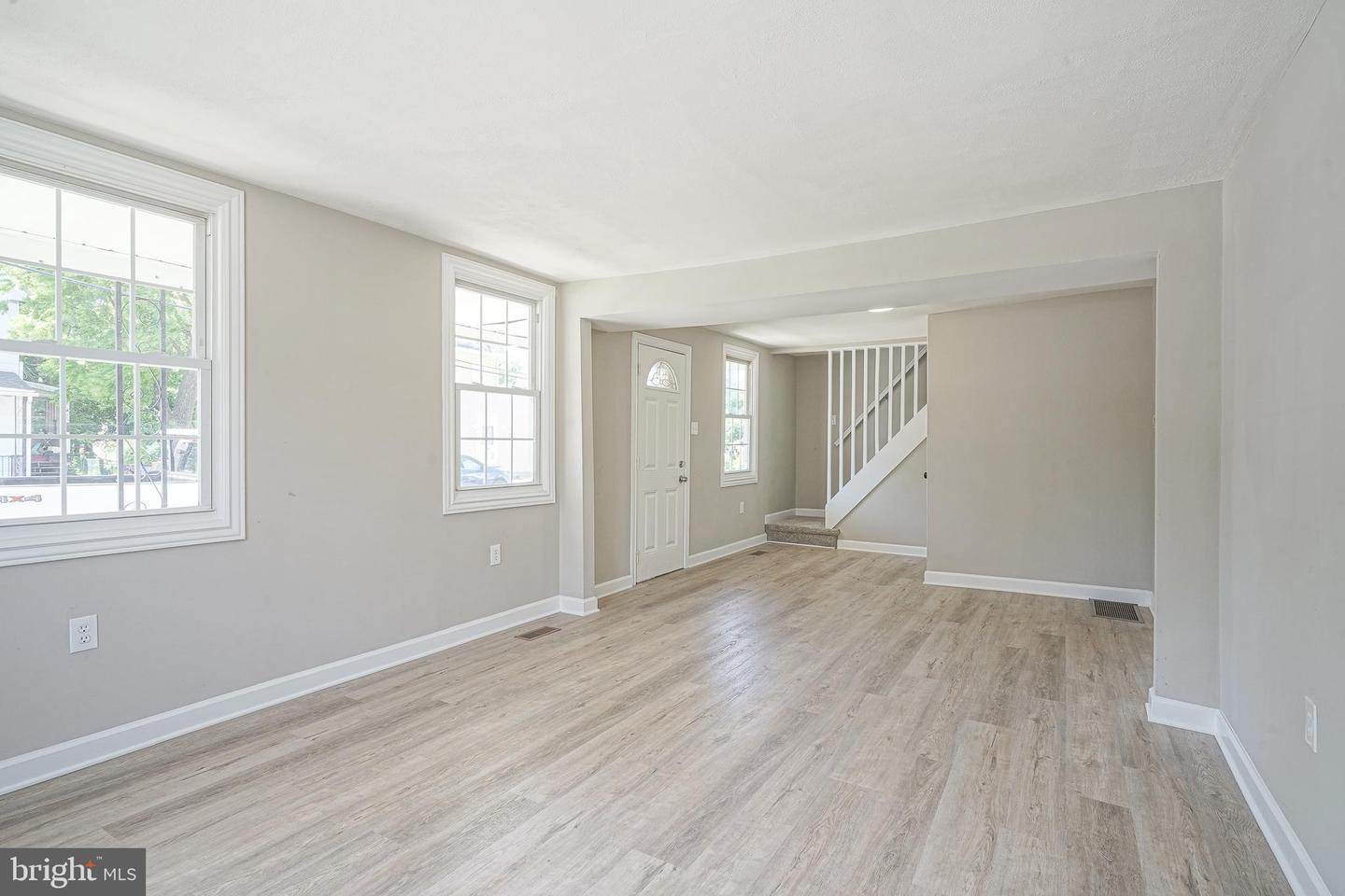 67 Webster St Property Photo 10