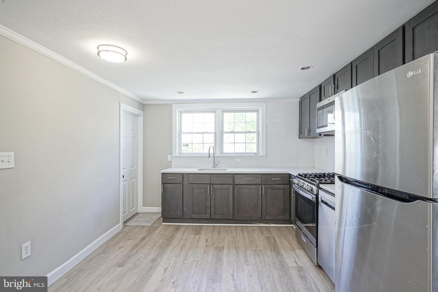 67 Webster St Property Photo 12