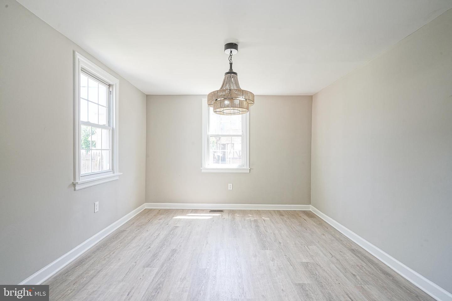 67 Webster St Property Photo 18