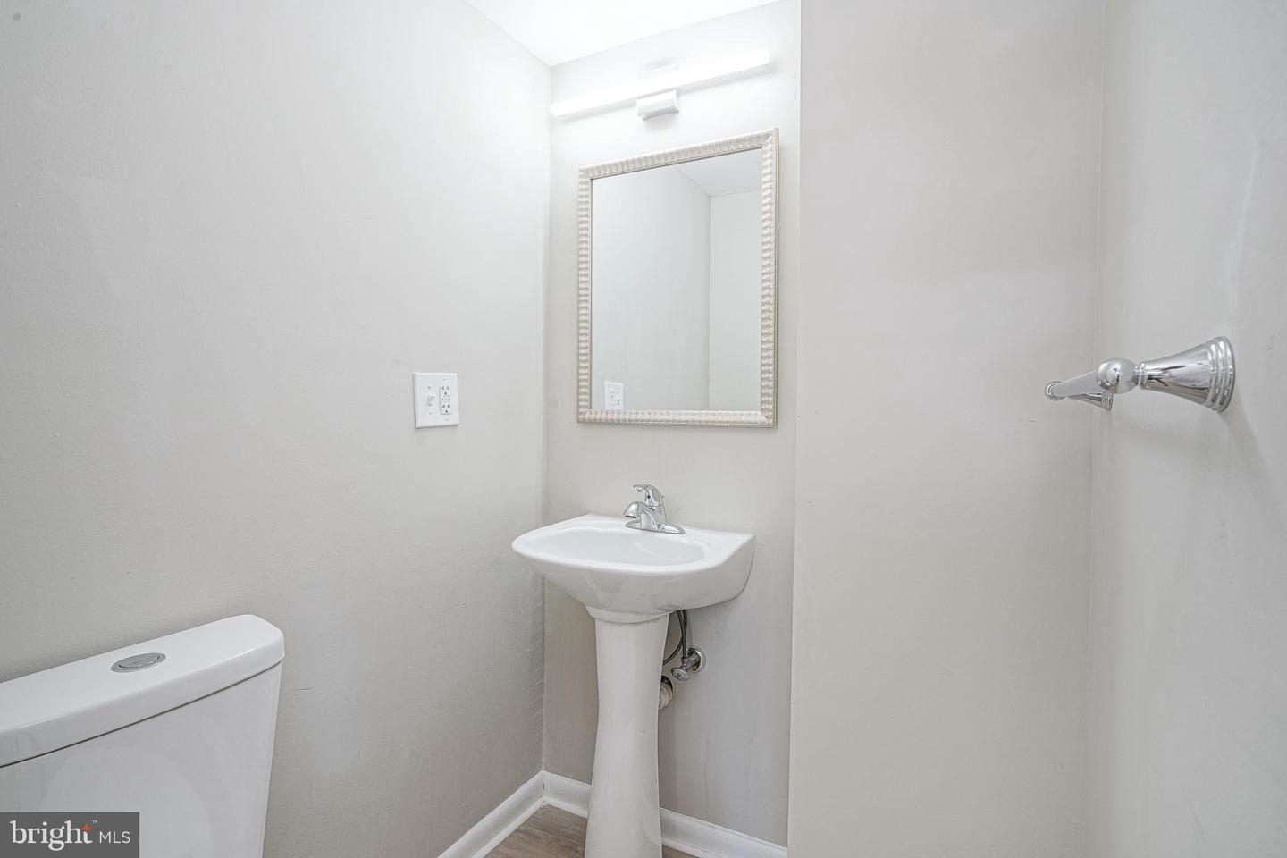 67 Webster St Property Photo 25