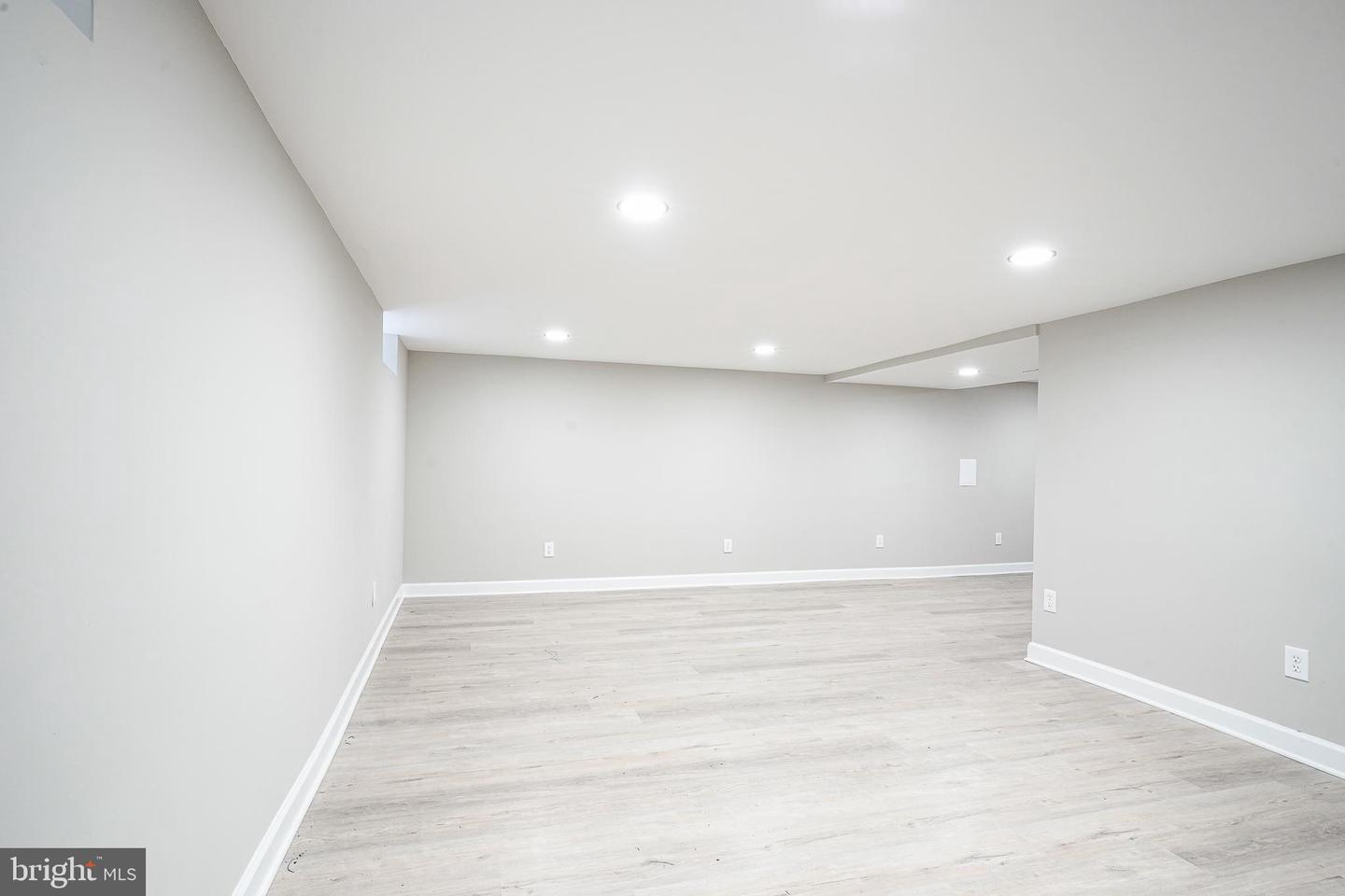 67 Webster St Property Photo 37