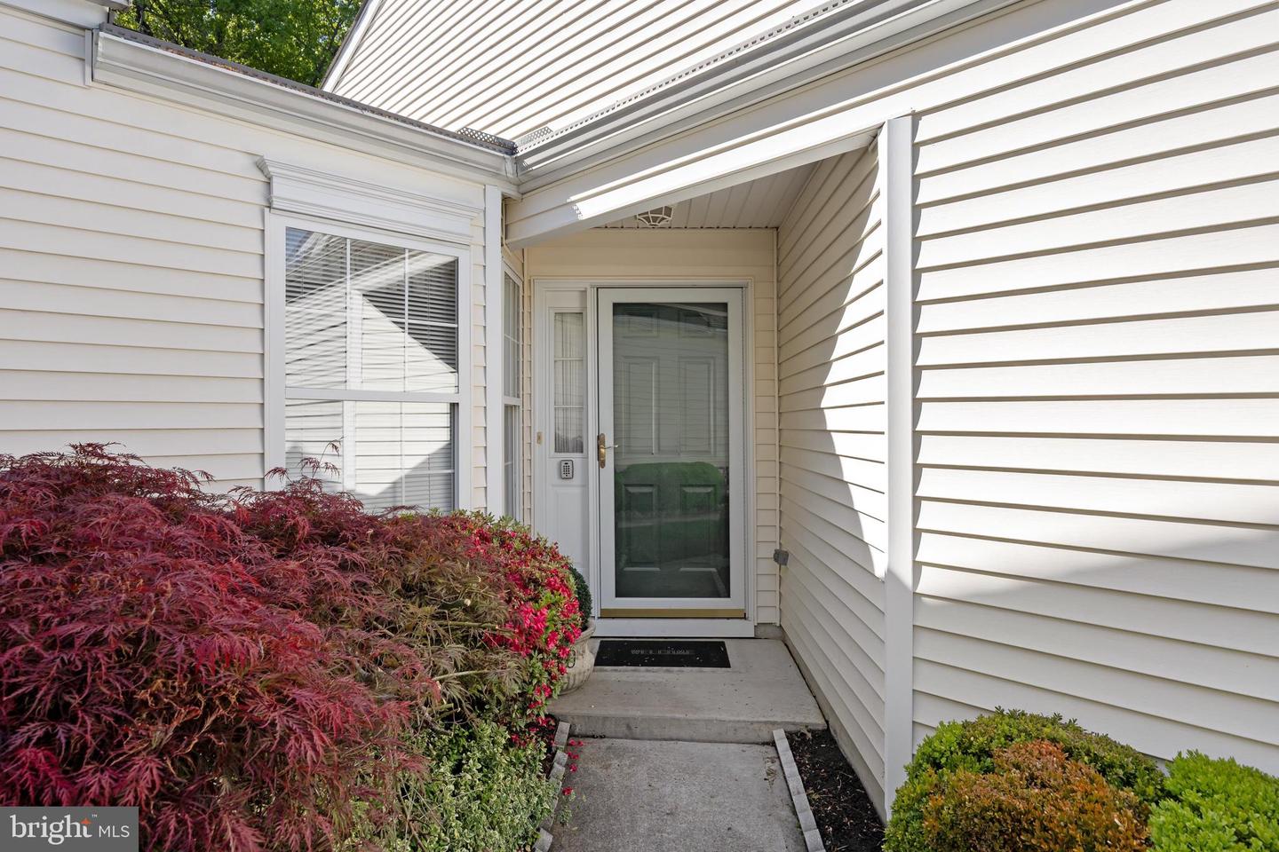 20 Peppergrass Dr N Property Photo 5