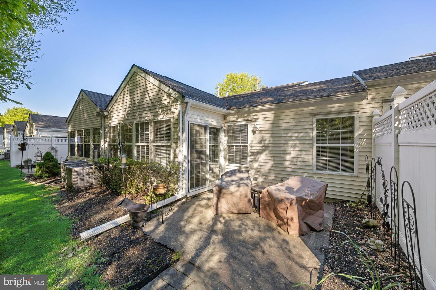 20 Peppergrass Dr N Property Photo 27