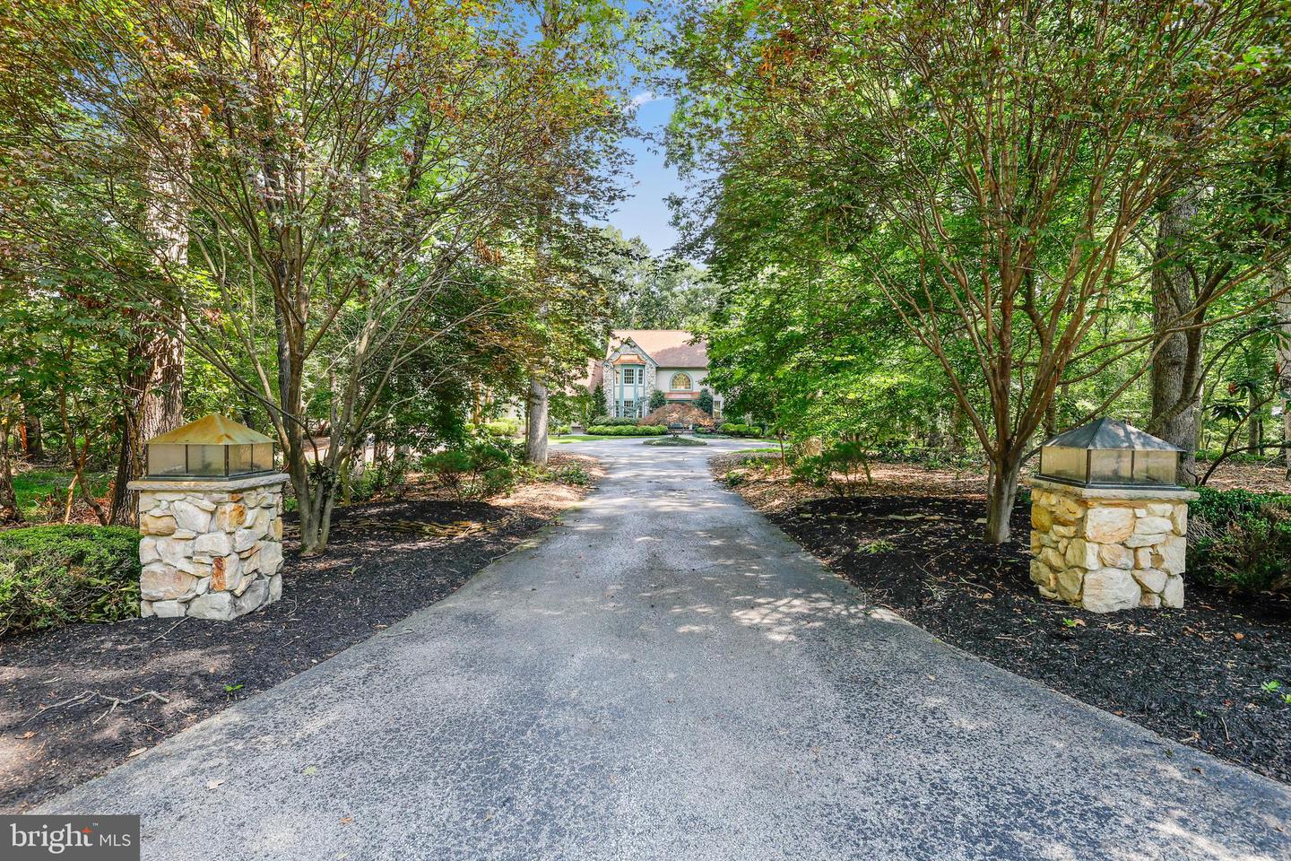 18 Stony Creek Ct Property Photo 2