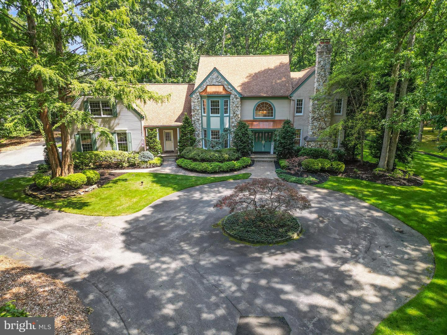 18 Stony Creek Ct Property Photo 3