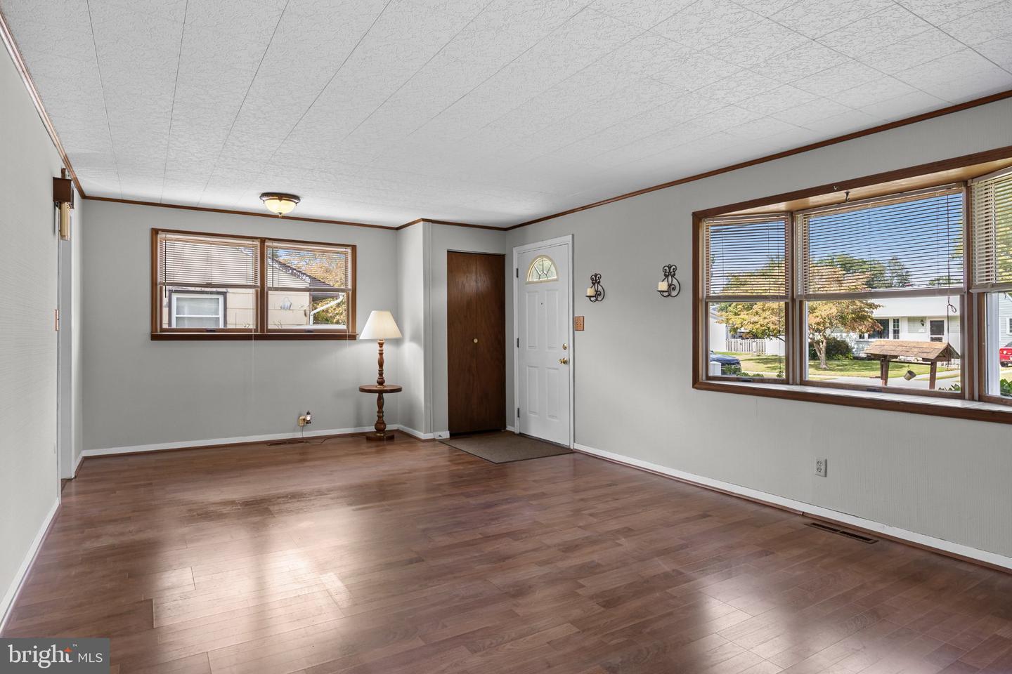 51 Nassau Rd Property Photo 4