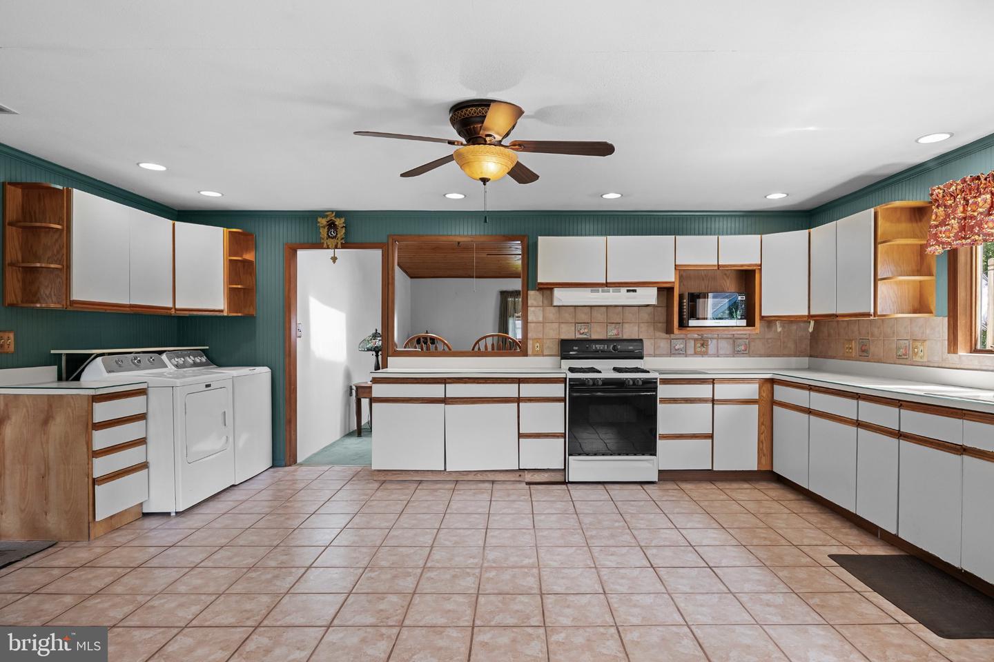 51 Nassau Rd Property Photo 6