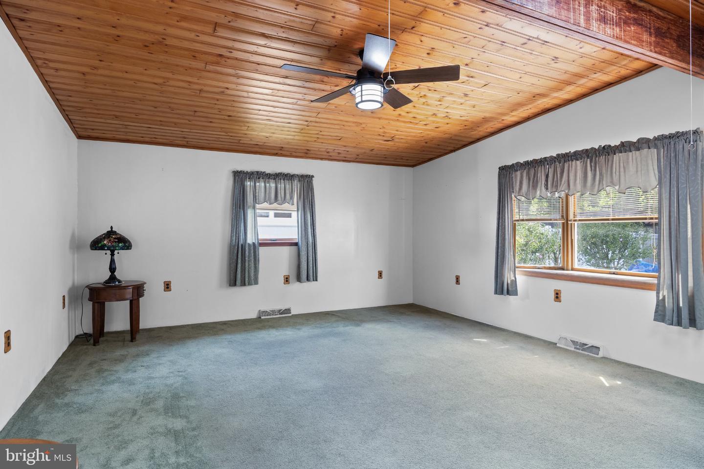 51 Nassau Rd Property Photo 12