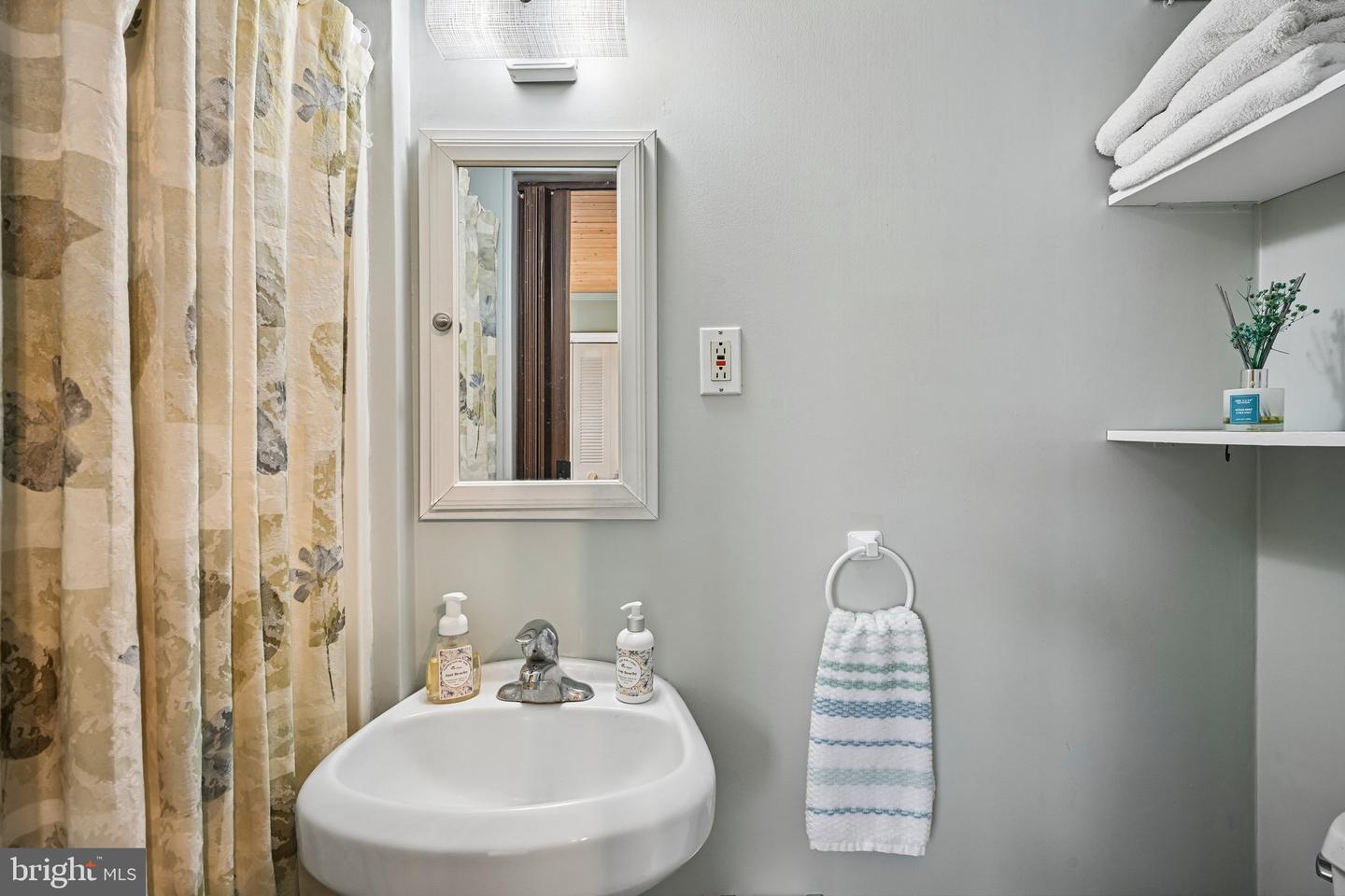 51 Nassau Rd Property Photo 18
