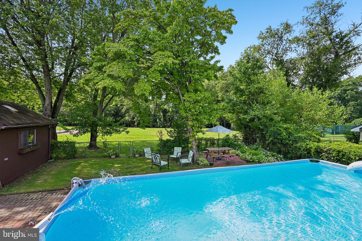 51 Nassau Rd Property Photo 31