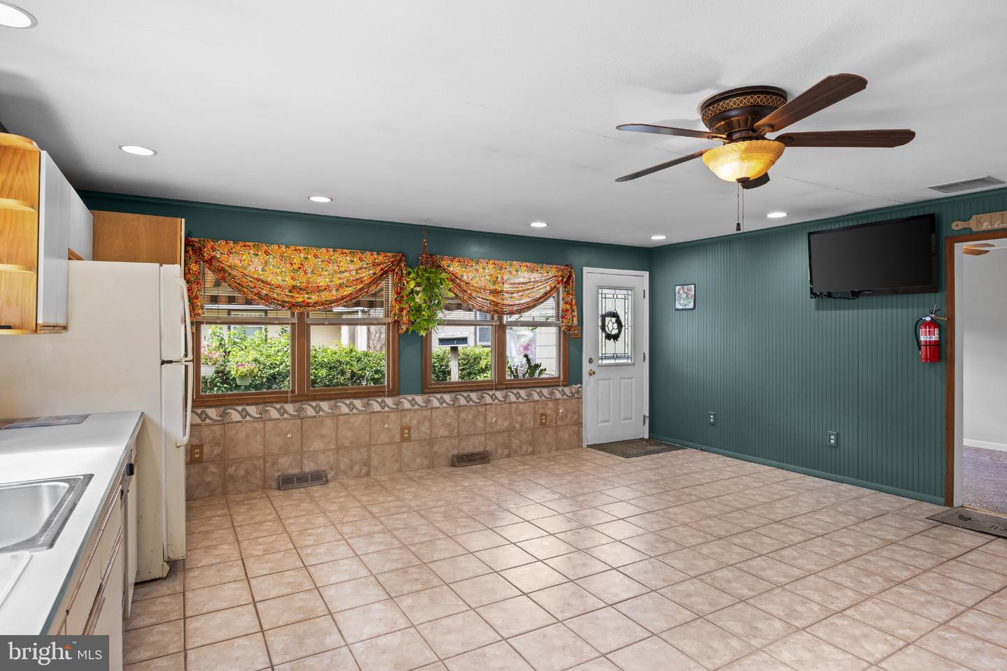 51 Nassau Rd Property Photo 33