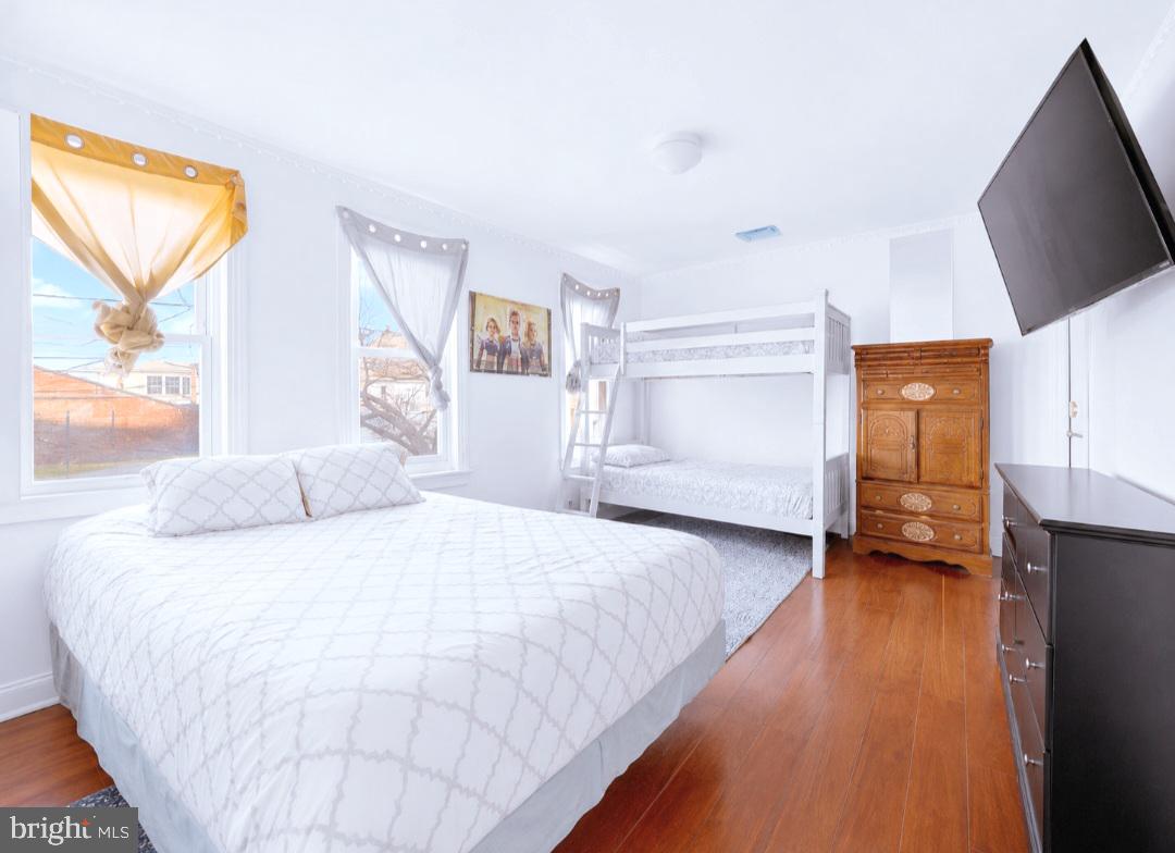 38 E Hancock St Property Photo 16