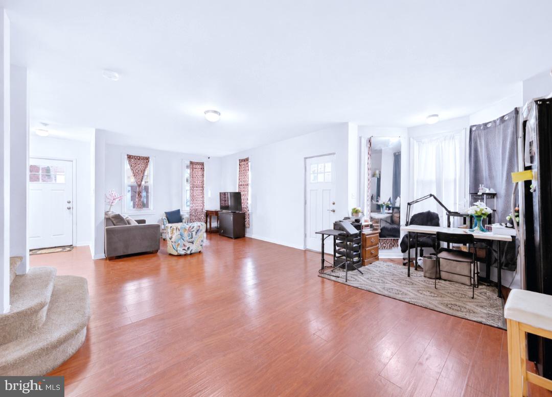38 E Hancock St Property Photo 18