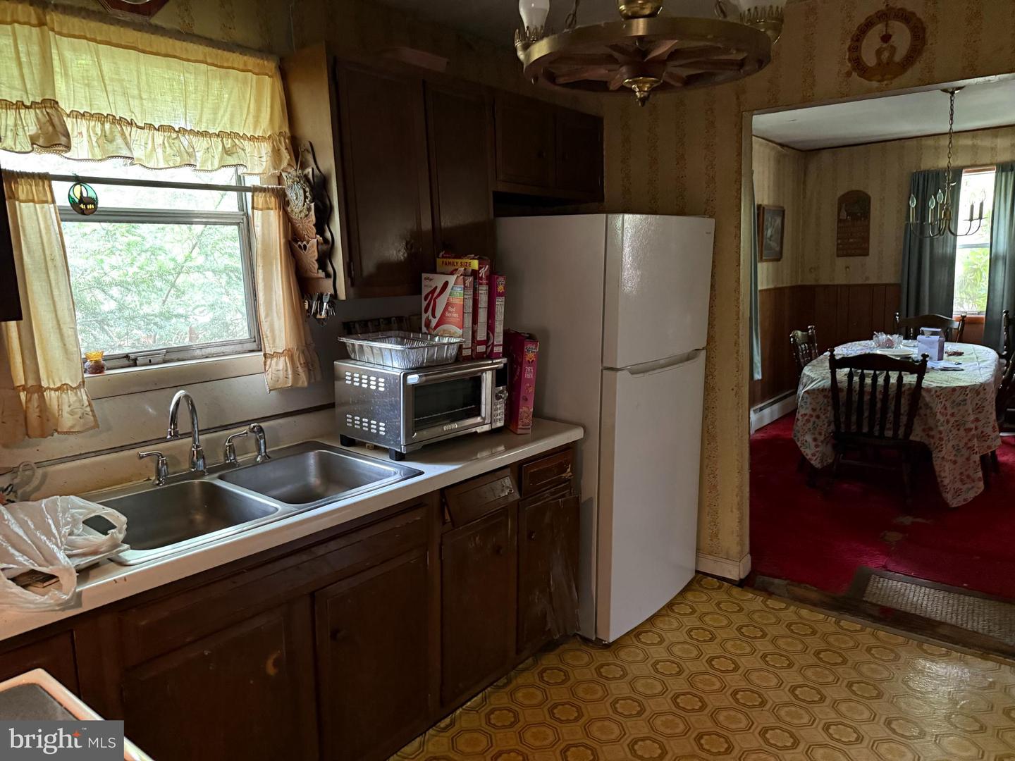 227 Oakshade Rd Property Photo 11