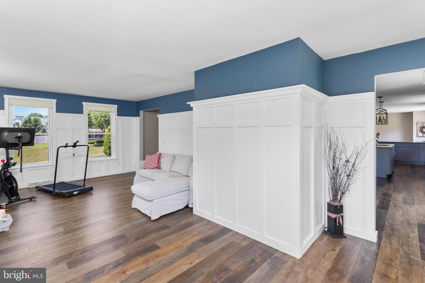 192 Yorkshire Ter Property Photo 21