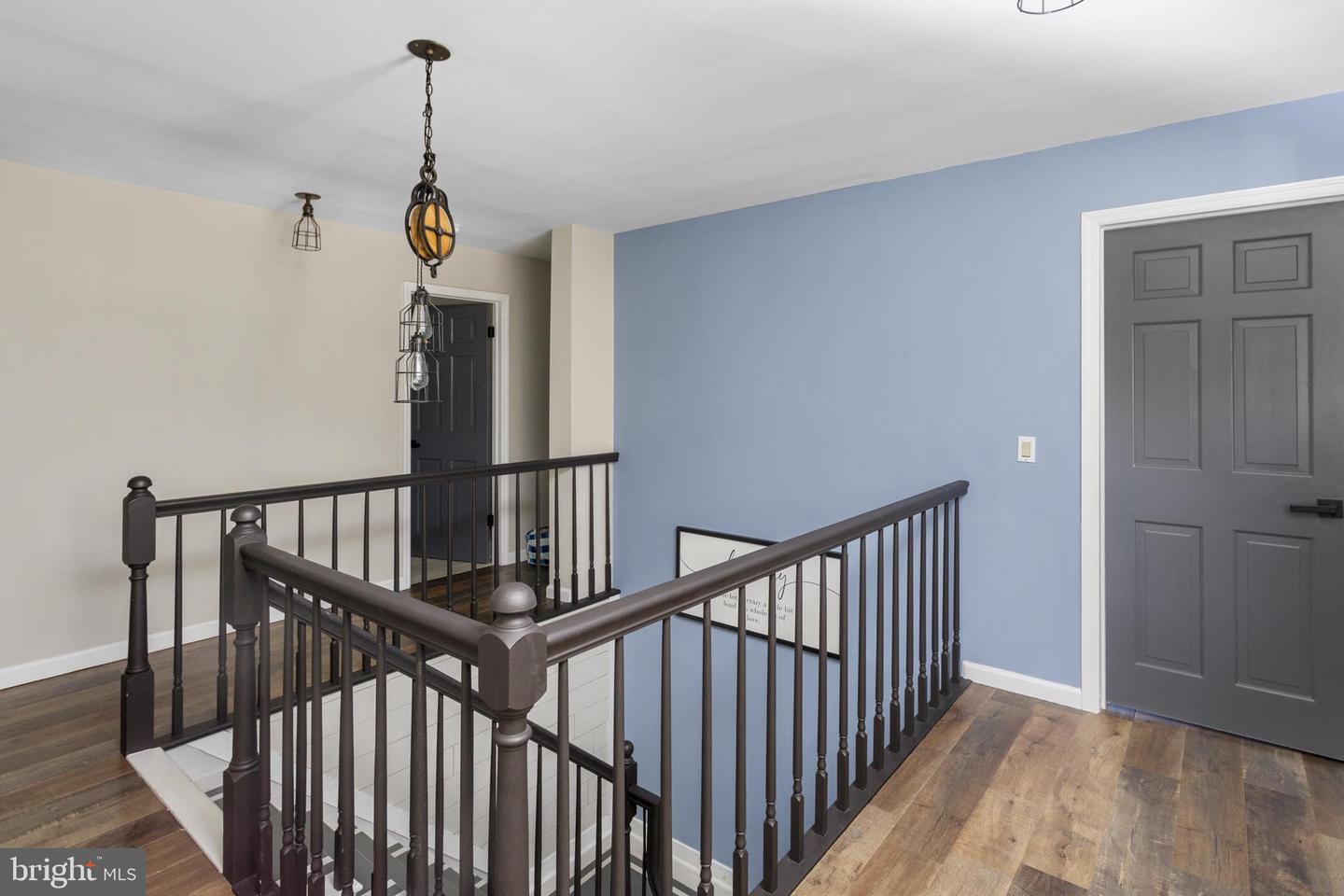 192 Yorkshire Ter Property Photo 29