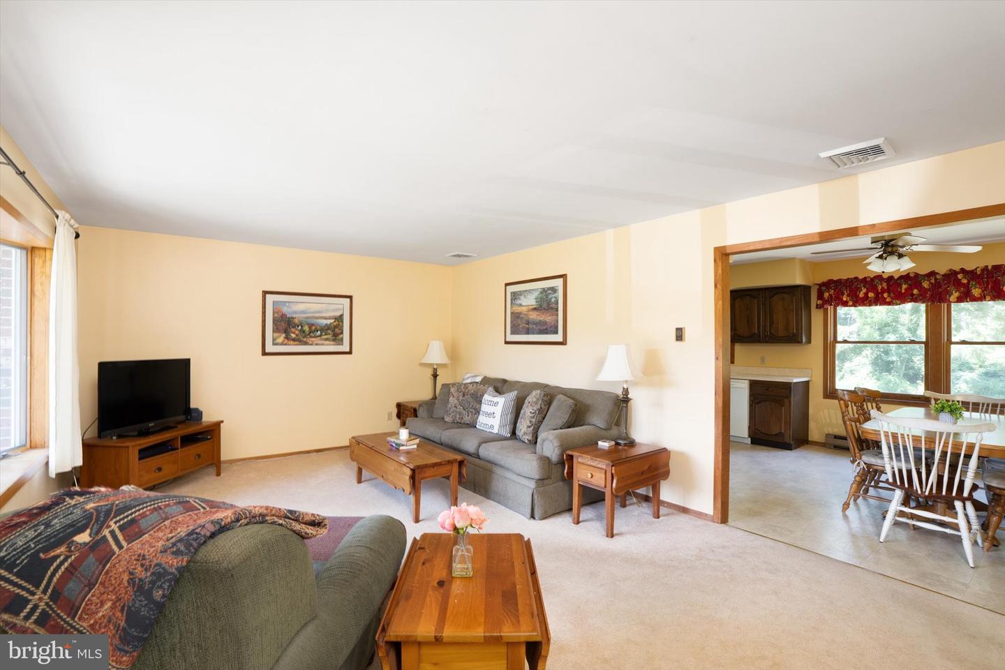 6 Eleanor Dr Property Photo 6