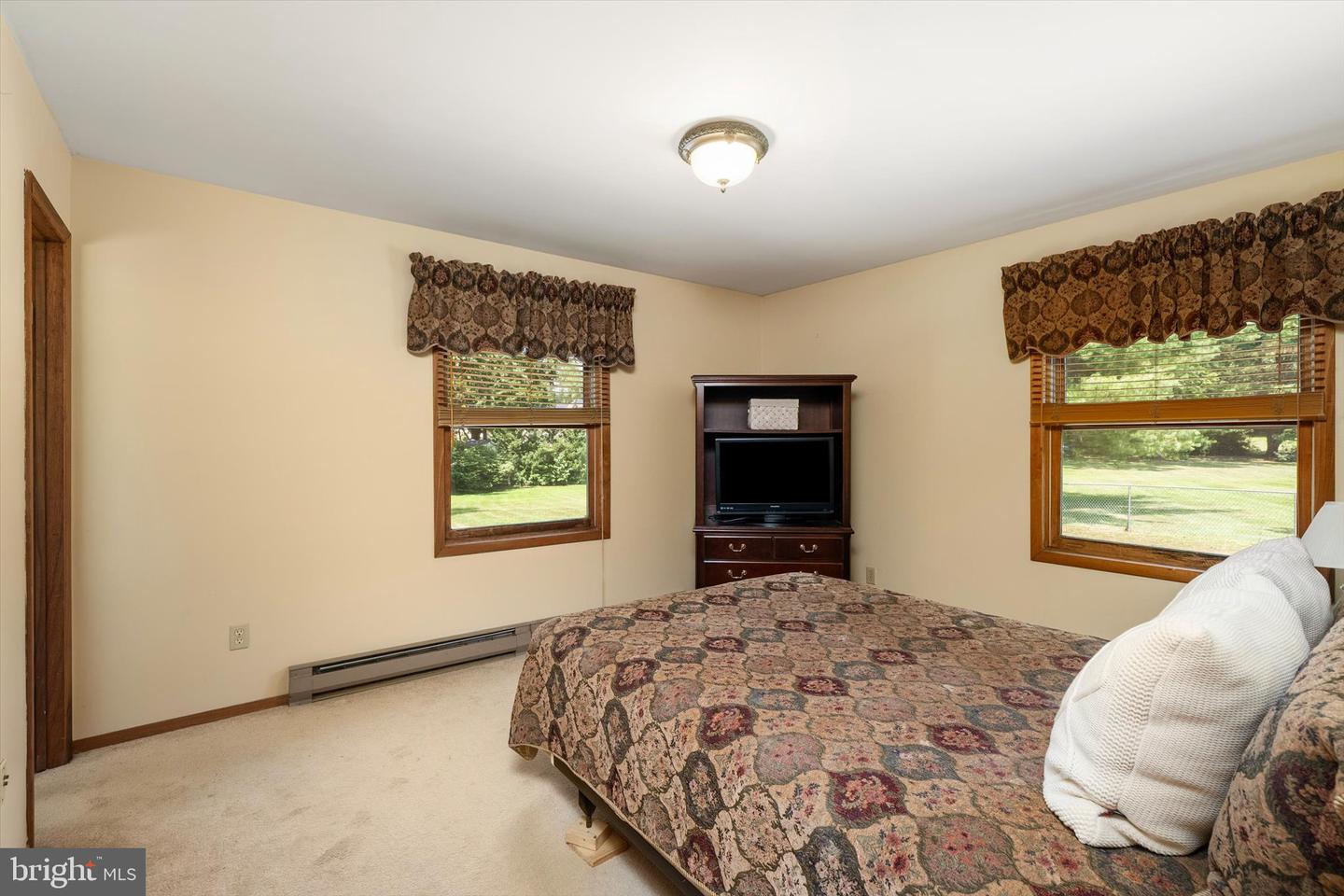 6 Eleanor Dr Property Photo 12