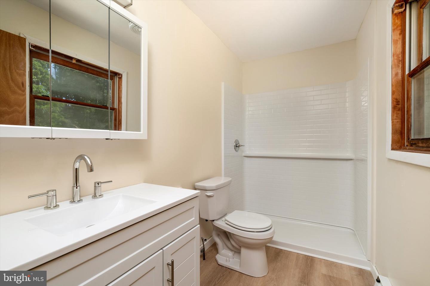 6 Eleanor Dr Property Photo 15