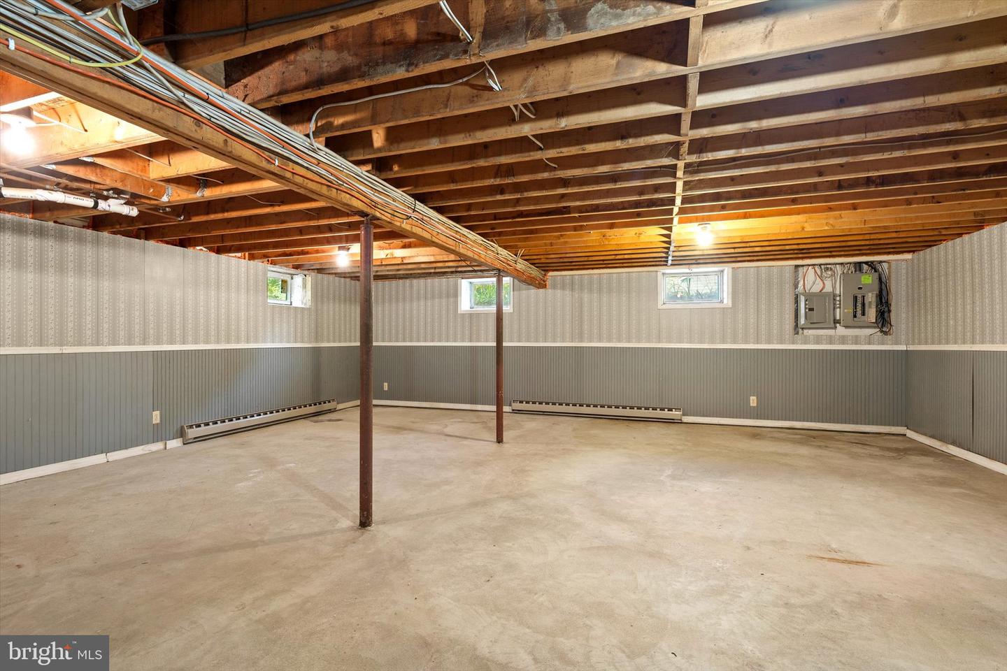 6 Eleanor Dr Property Photo 19