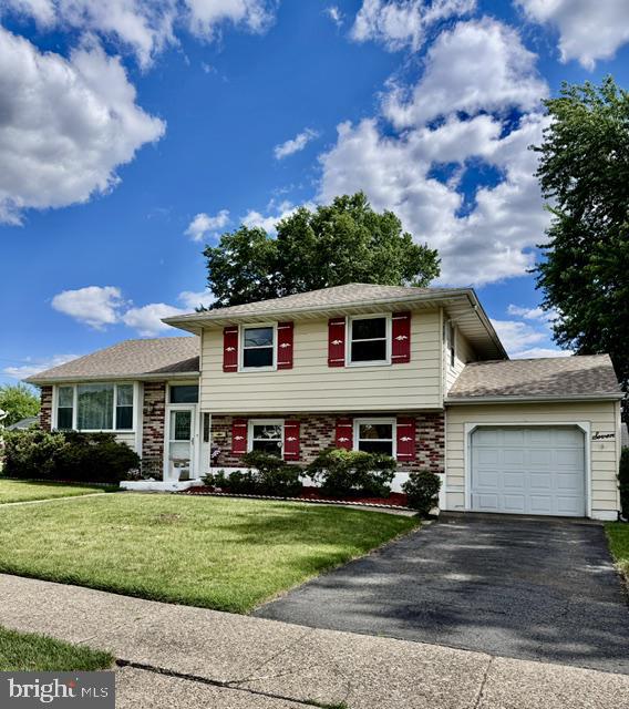 7 CEDAR MILL LN