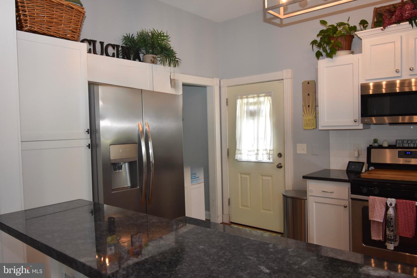 563 Uhler Ave Property Photo 14