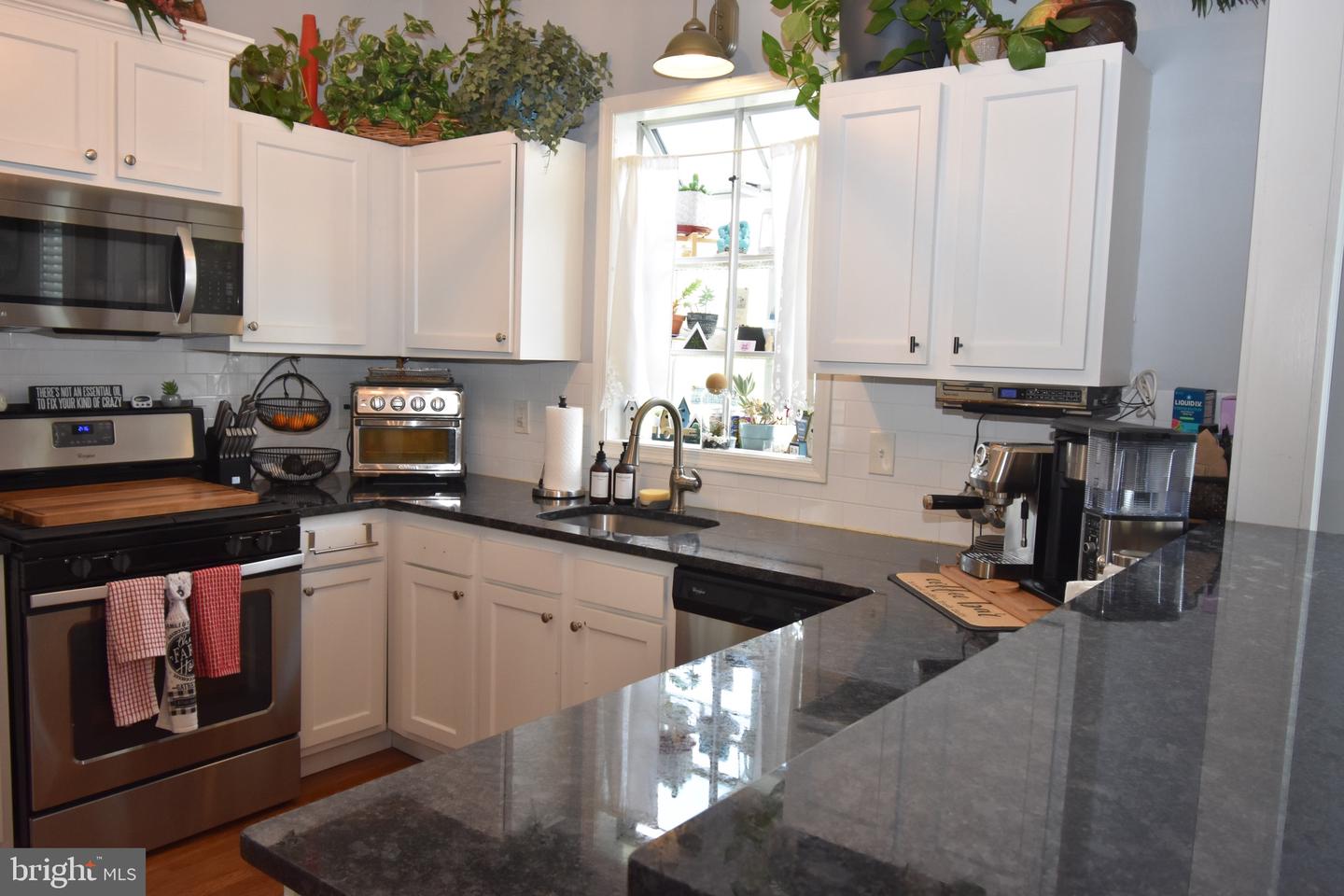 563 Uhler Ave Property Photo 15